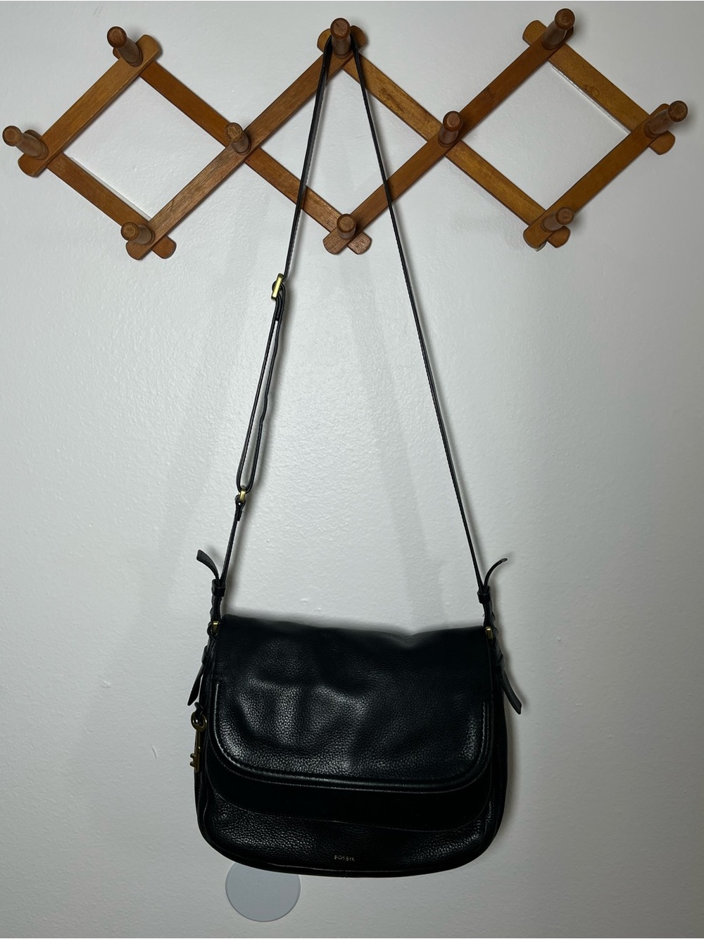 Fossil Black Crossbody Bag with Adjustable Strap